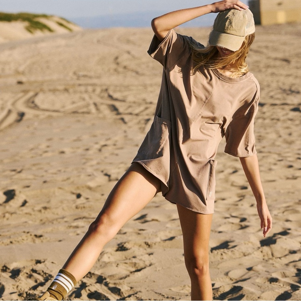 NWOT HOT SHOT TEE ROMPER (Mocha Latte)